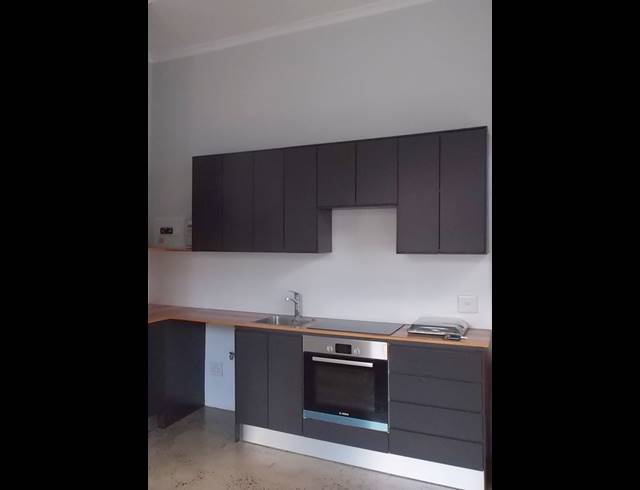 2 bed property to rent in OBSERVATORY